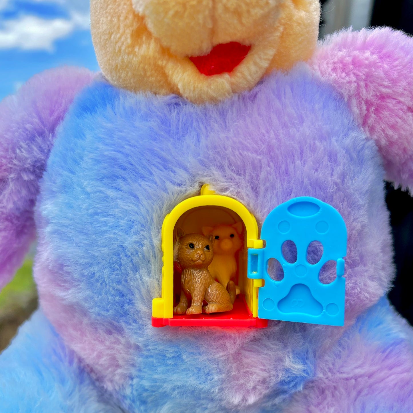 Pastel Pooh w/ CATS!