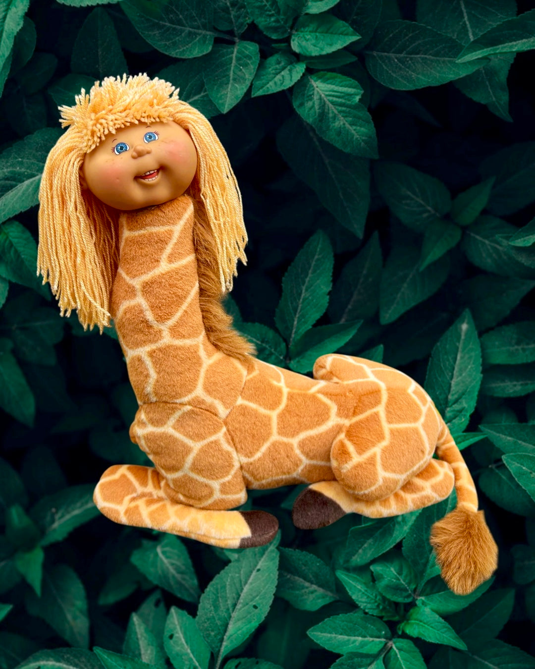 Giraffe Cabbie (BIG BOI)