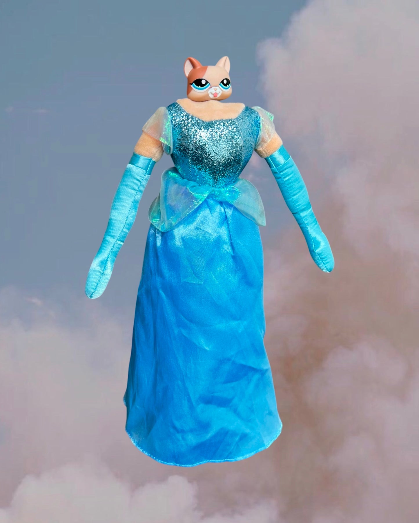 Littlest Pet Shop Cinderella Kitty